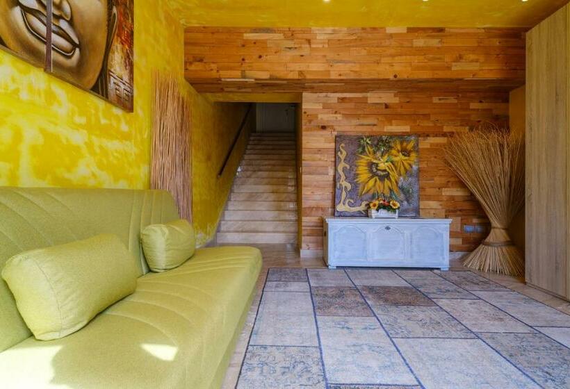 Casa La Carruba