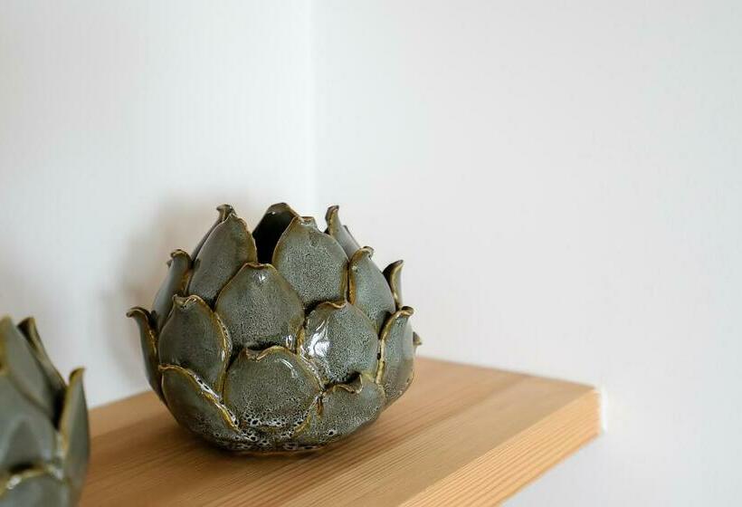 Charming Apartment W/ Pool & Balcony In Portimão By Lovelystay