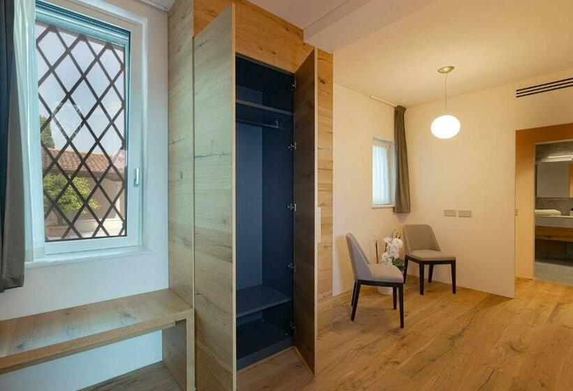 Eremus Relais