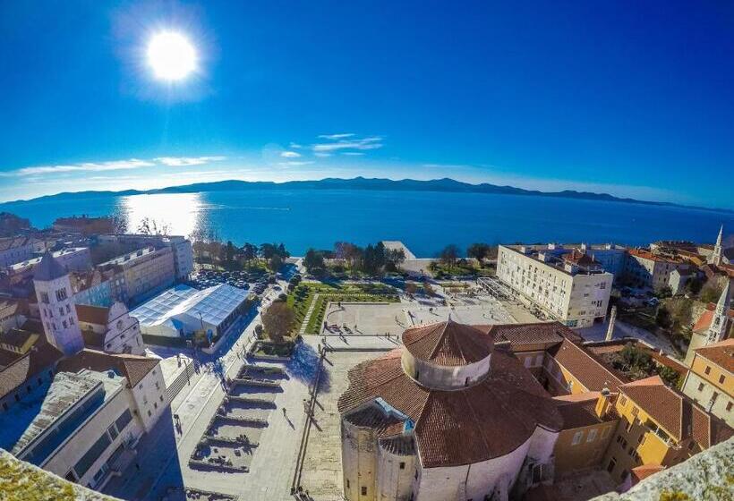 客栈 Neva Room With Private Bathroom