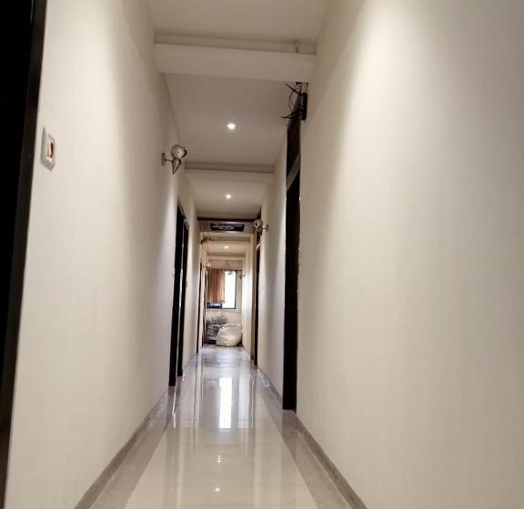 هتل New Silver Elite