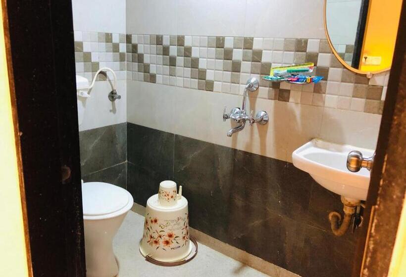 هتل New Silver Elite