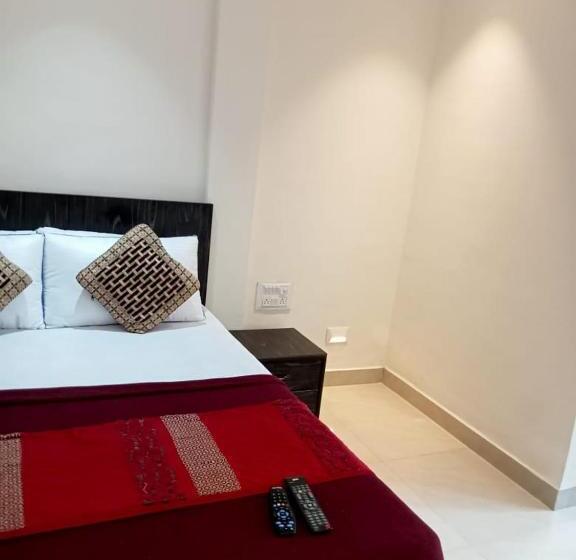 هتل New Silver Elite