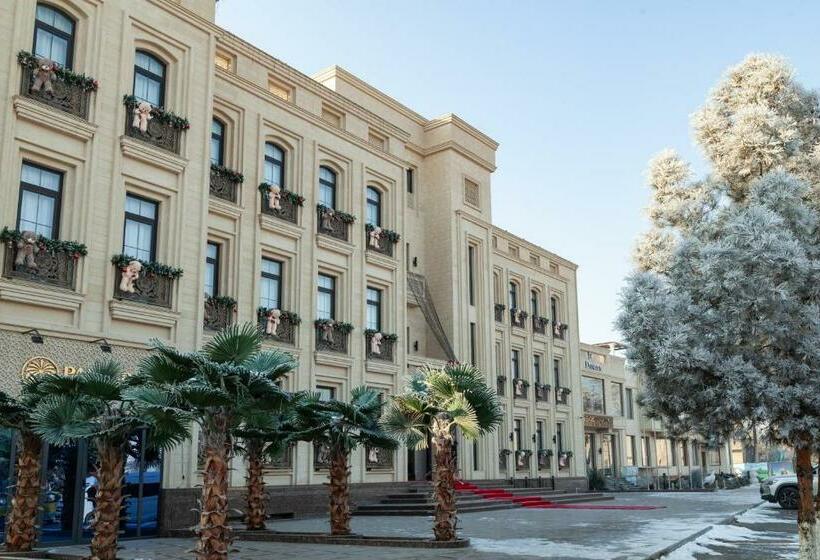 בית מלון כפרי Paradise Plaza Luxury