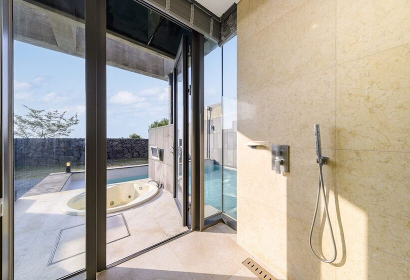 Stanford Hotel & Resort Jeju