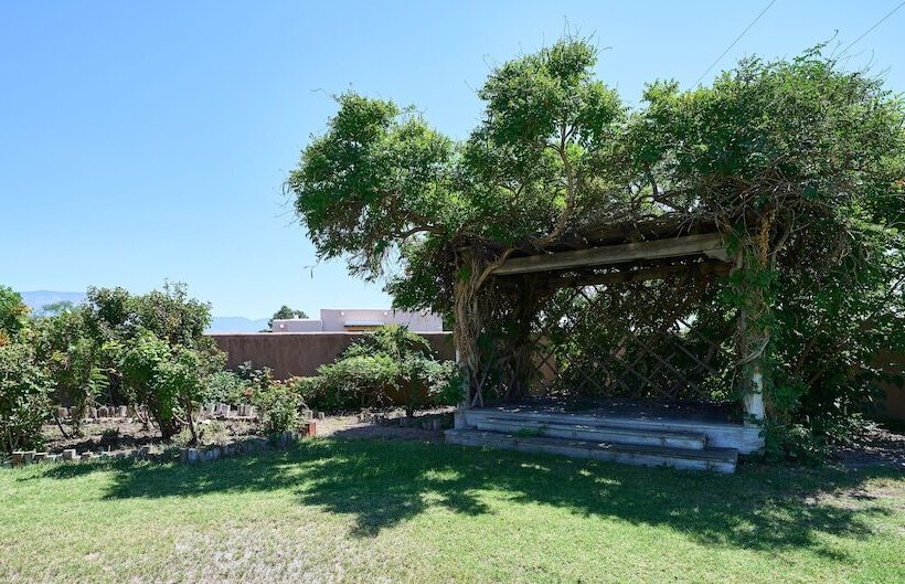 مبيت وإفطار Loba Luna Come Home To Enchantment