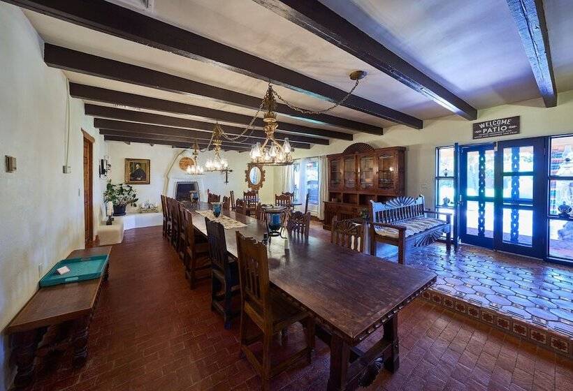 مبيت وإفطار Loba Luna Come Home To Enchantment