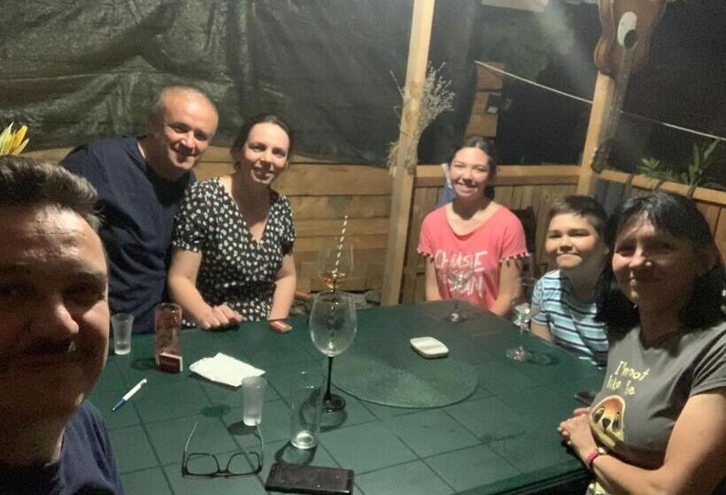 بنسيون Casa Mocanu