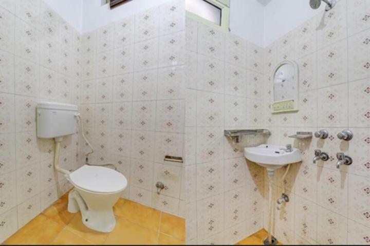 膳宿费 Ganga View Harry Stay