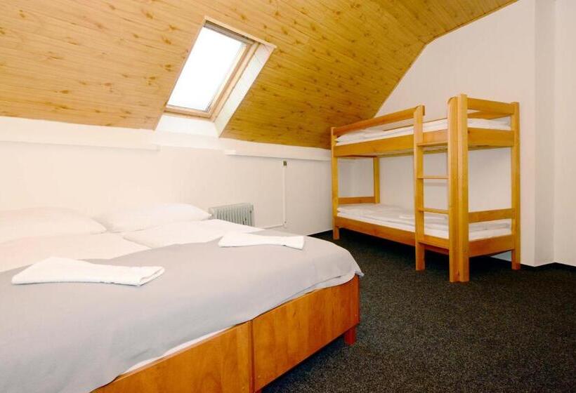 بنسيون Horská Chata Sabinka