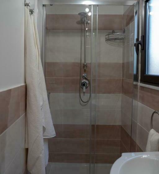 פנסיון L Angolo Di Acitrezza