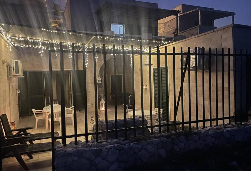 بنسيون L Approdo Di Minerva