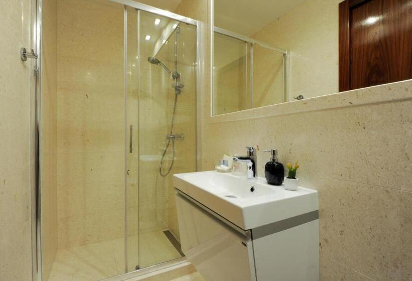 펜션 Main Street Studio And Rooms