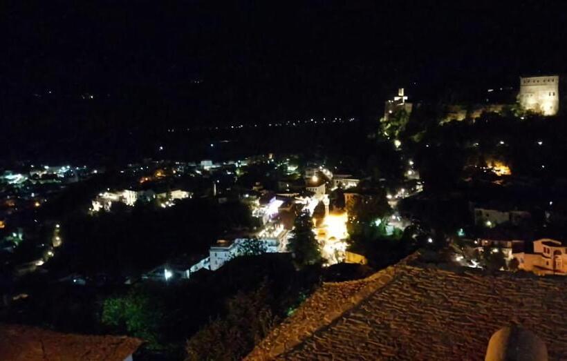 פנסיון Panoramic Vlachos