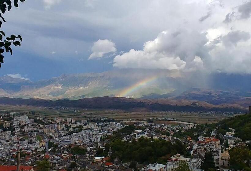 פנסיון Panoramic Vlachos