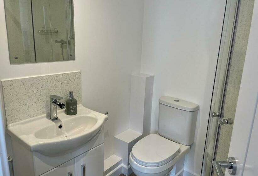 פנסיון The Little Hideaway