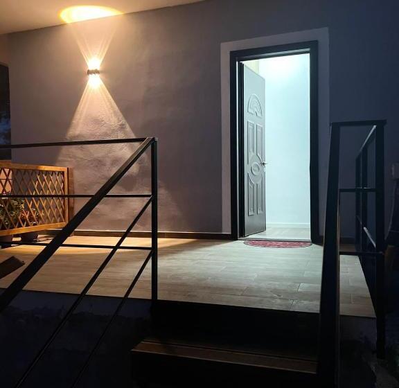 بنسيون Victoria Houses, Vlore Albania