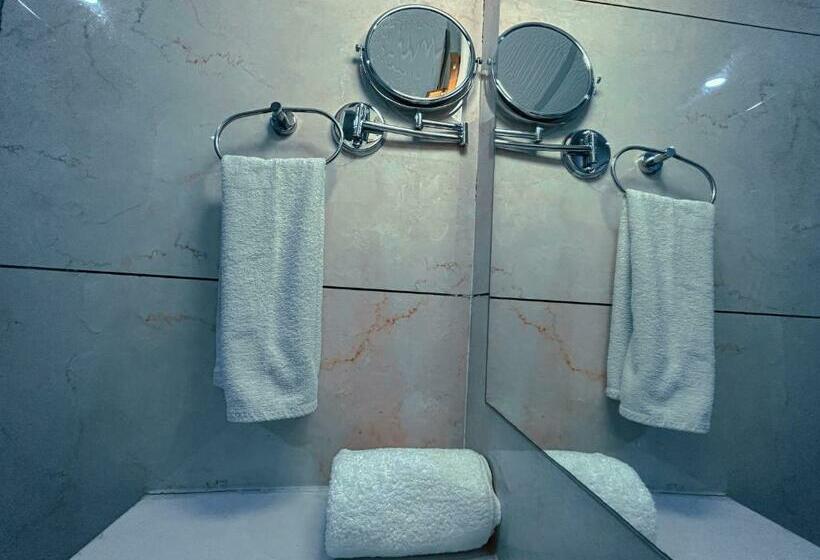 בית מלון כפרי Treebo Tryst Happy Stays