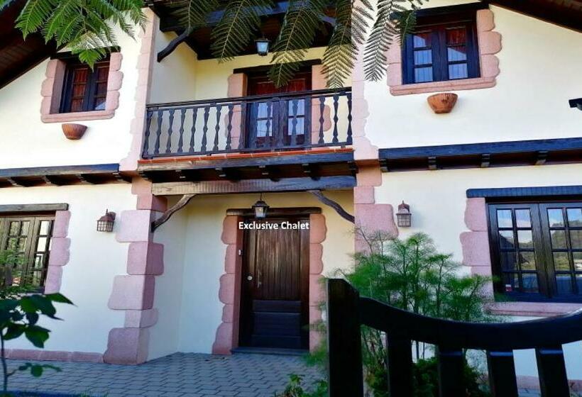 Santana, Flowers S House