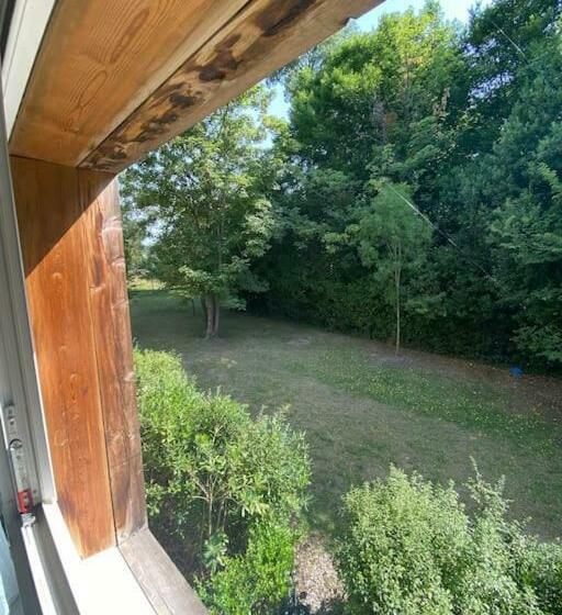 Studio Rénové Proche Commodités