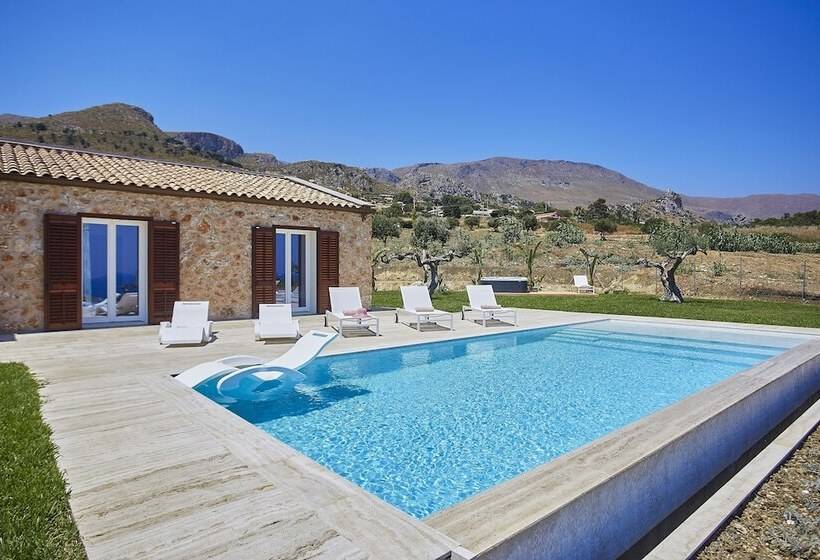 Villa Del Borgo Con Piscina E Jacuzzi