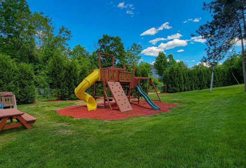 Village Of Winnipesaukee