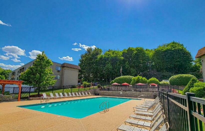 Village Of Winnipesaukee