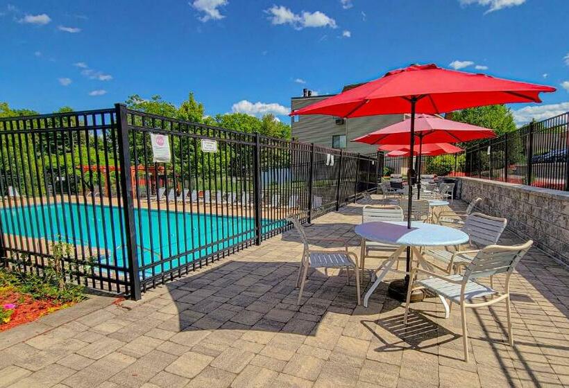 Village Of Winnipesaukee