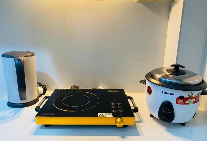 8 Spatial Condominium