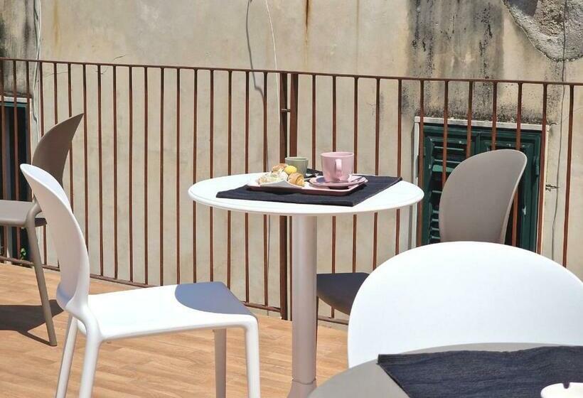 B&b Tra Le Vie Del Borgo