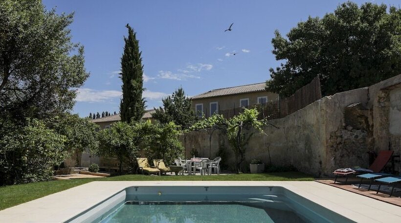 مبيت وإفطار Le 37 Malaucene