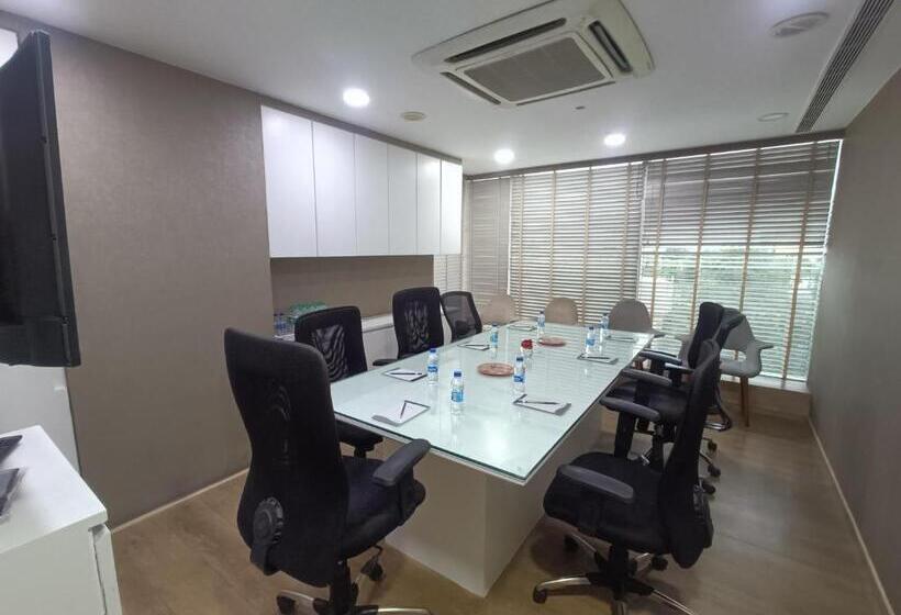 Boulevard By Design Hotel Chennai