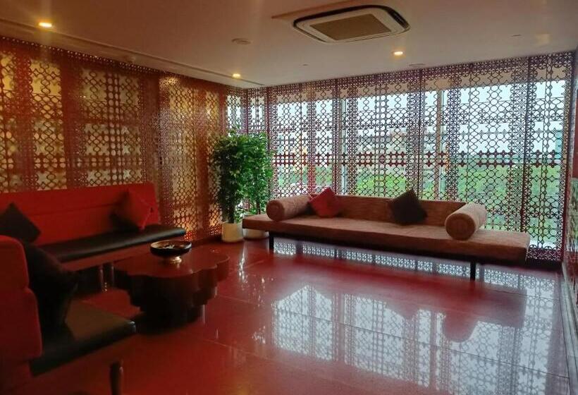 Boulevard By Design Hotel Chennai