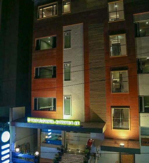 Four Leaf Hotel   Sapphire Blue, Varanasi