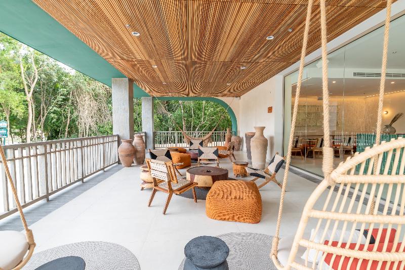 هتل Motto By Hilton Tulum