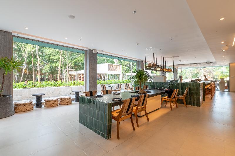 هتل Motto By Hilton Tulum