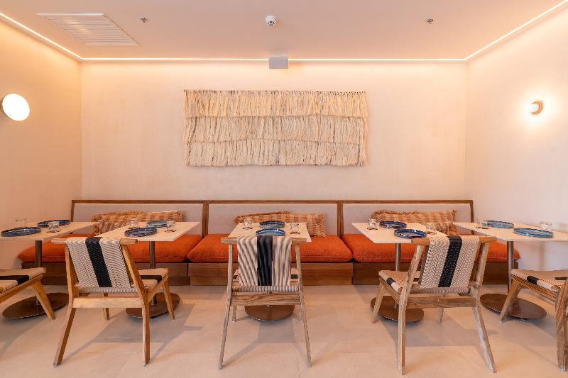 هتل Motto By Hilton Tulum