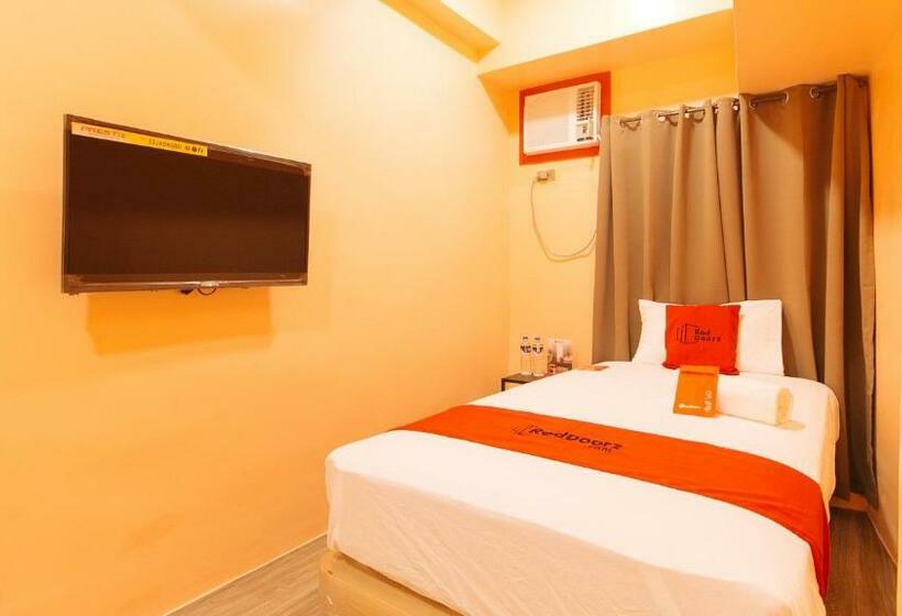 هتل Reddoorz Plus @ Kaizen Suites Taft Avenue