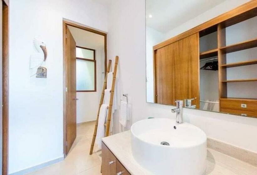 Maji 109 Modern Apartment In Central Playa