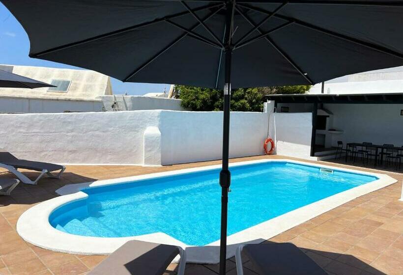 Nazaret Villa With Heated Pool