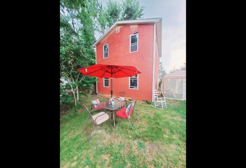 بنسيون Room In Cabin   Camping Cabin With Sauna Access 1st Fl