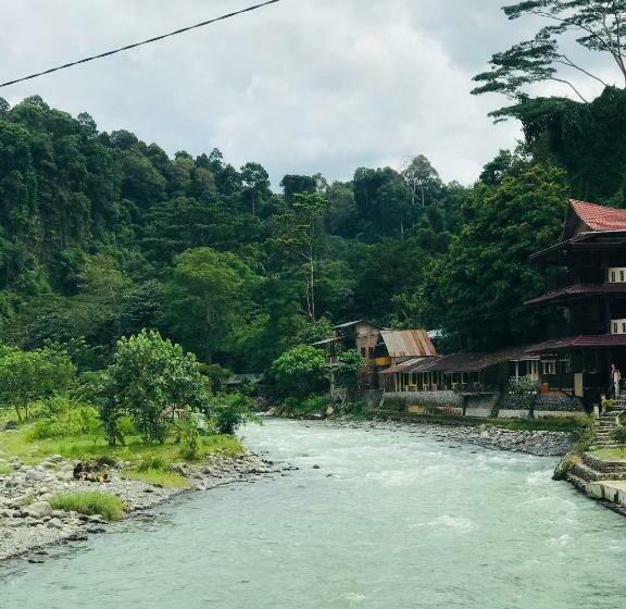 پانسیون Sab’s Hidden Inn