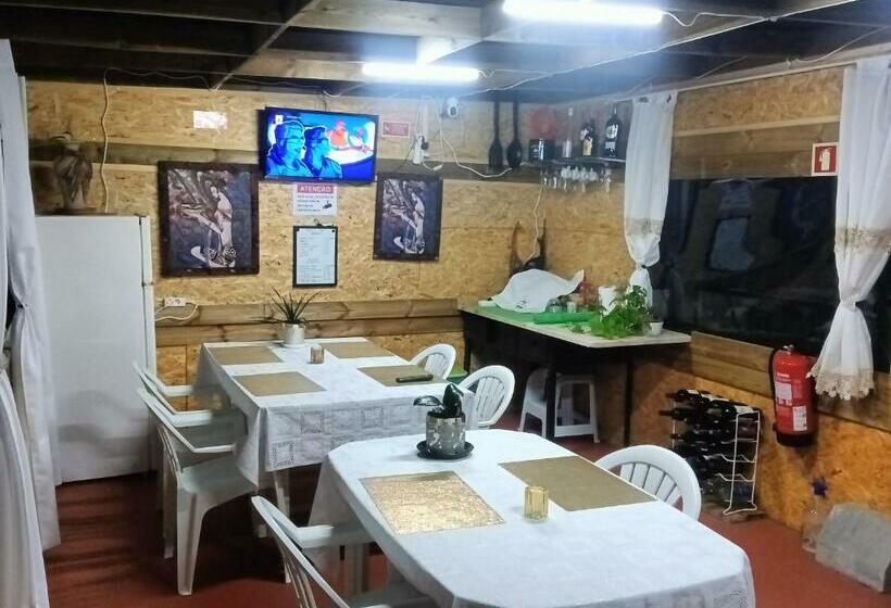 مبيت وإفطار Alojamento Local Largo Da Igreja