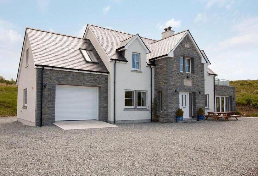 مبيت وإفطار Bracadale House