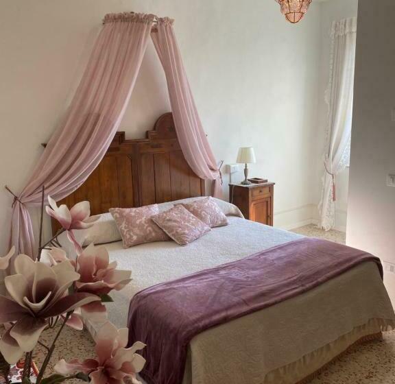 مبيت وإفطار Christy House