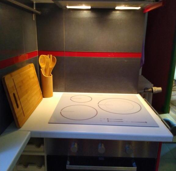 تختخواب و صبحانه Jaubertie Guesthouse