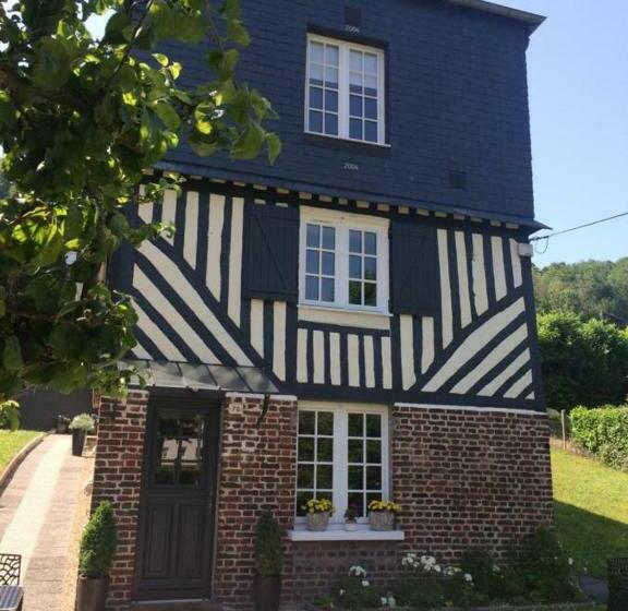 مبيت وإفطار Les Pommiers