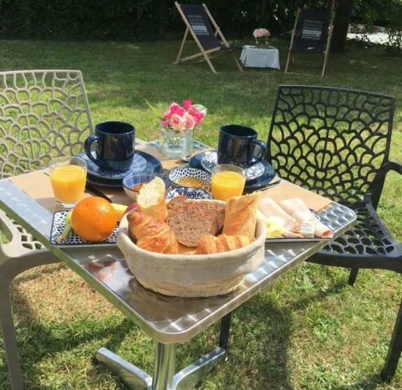 مبيت وإفطار Les Pommiers