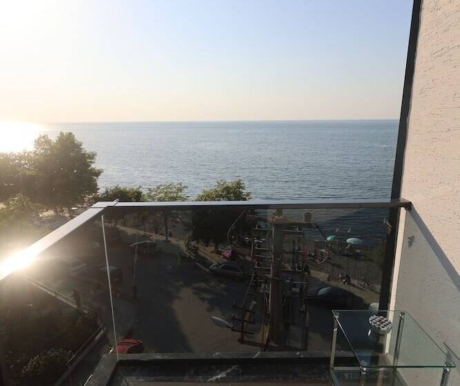 تختخواب و صبحانه Taşliman Otel