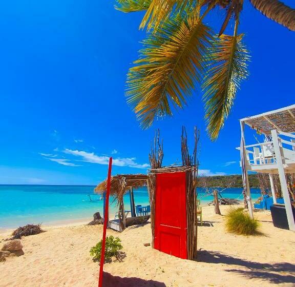 Bluemare Ecohotel Frente A La Playa Ensendada